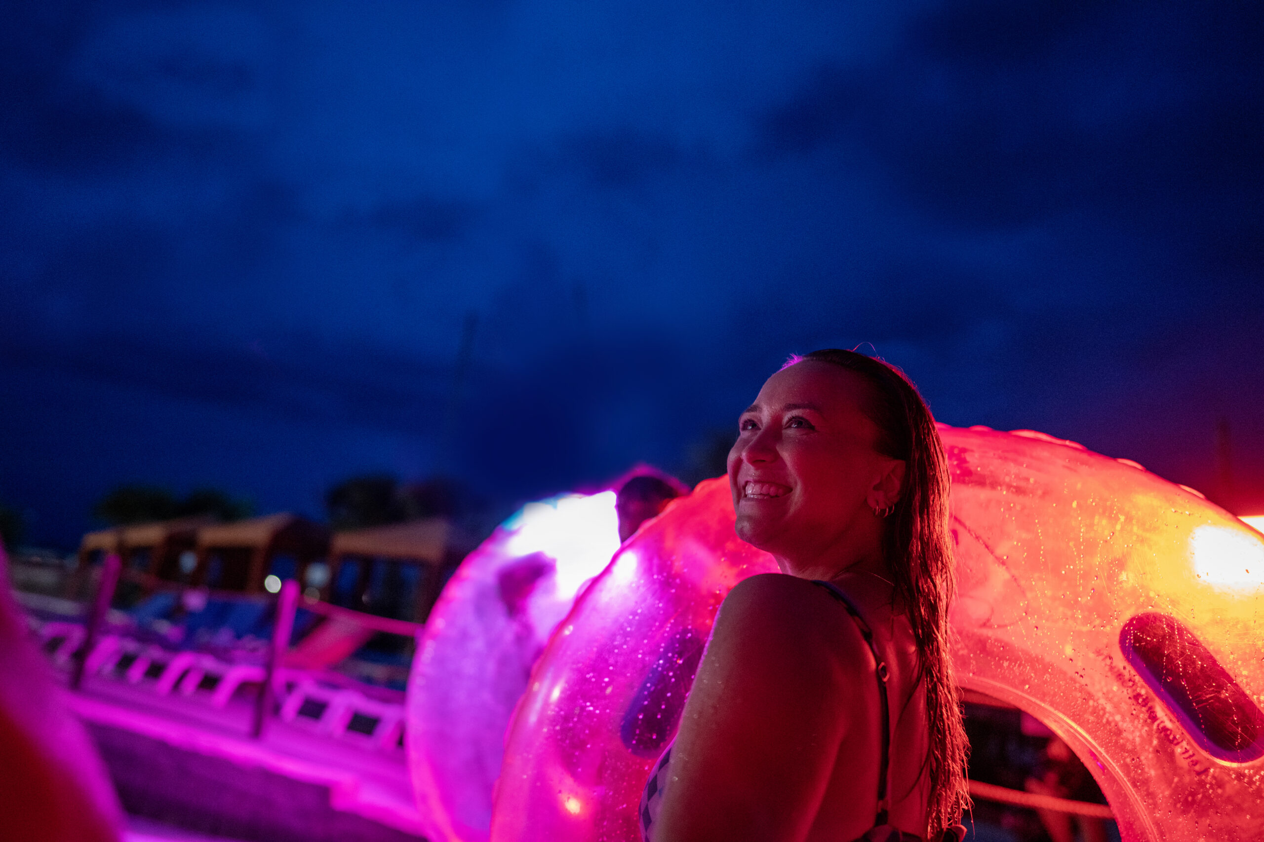 RS7718_RS7718_Woman with Tube Night Event edited